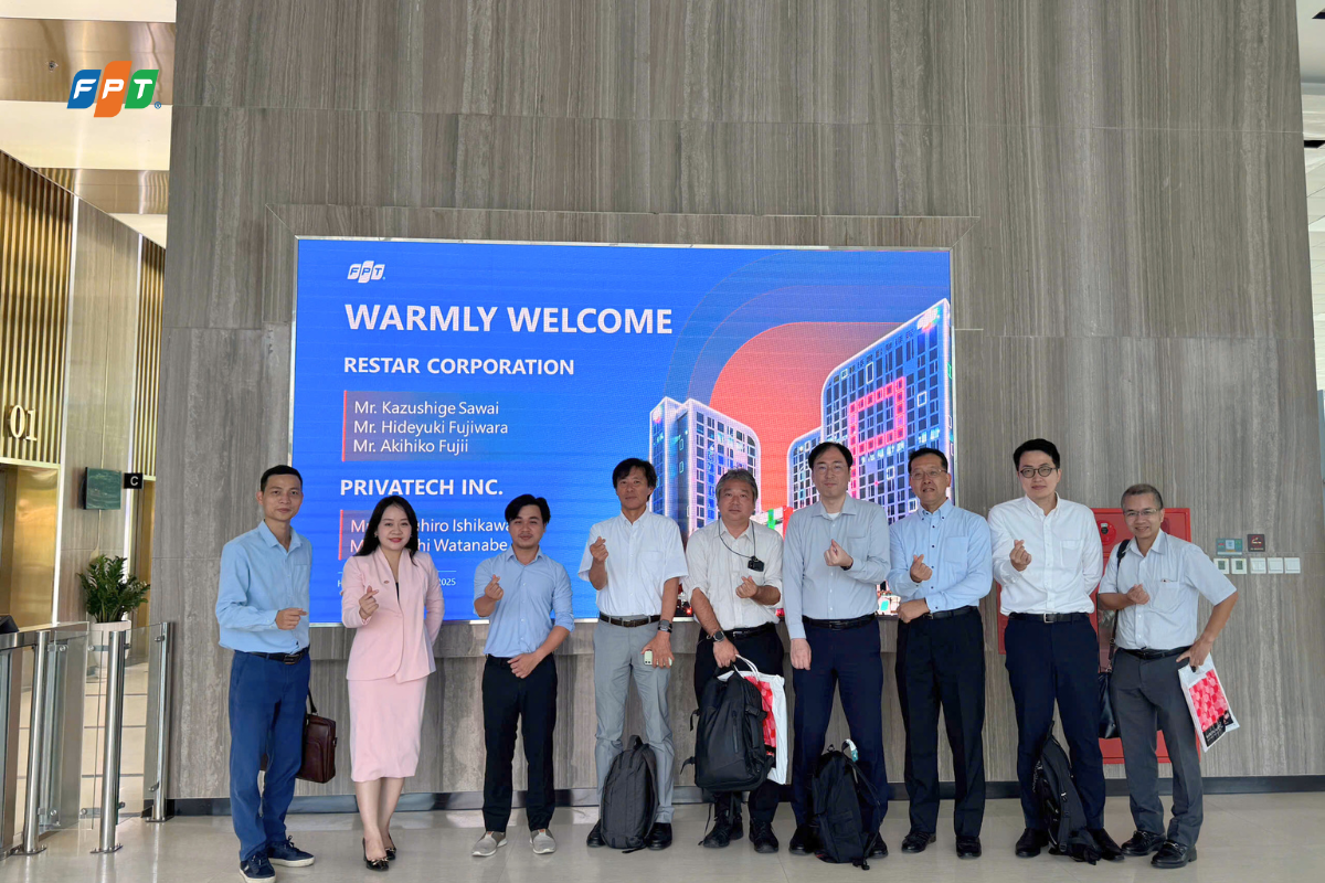 FPT-Semiconductor-welcome-Restar