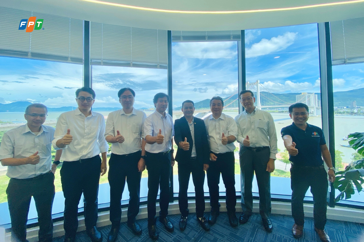 FPT-Semiconductor-welcome-Restar